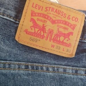 New . Never worn.   Levi's 569